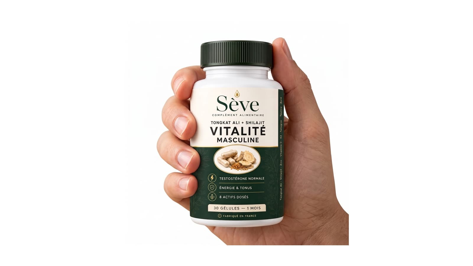 Flacon de complément alimentaire SÈVE Vitalité masculine, tenu dans une main